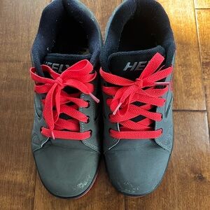 Heelys Size 7 Youth Gray Red Black Skate Shoes